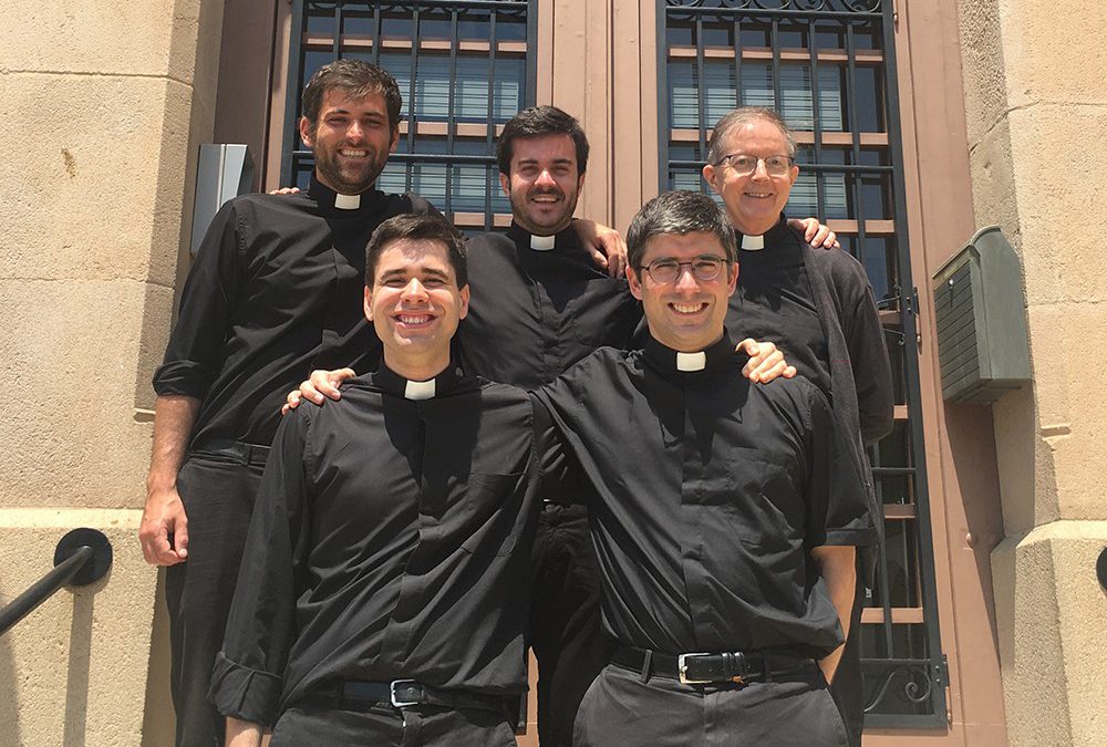 Ordenación sacerdotal de Joan Mundet Tarragó, hijo de una dama de la Lugartenencia