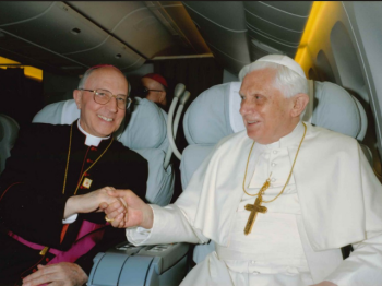 Benedicto XVI: El nos habló de Dios